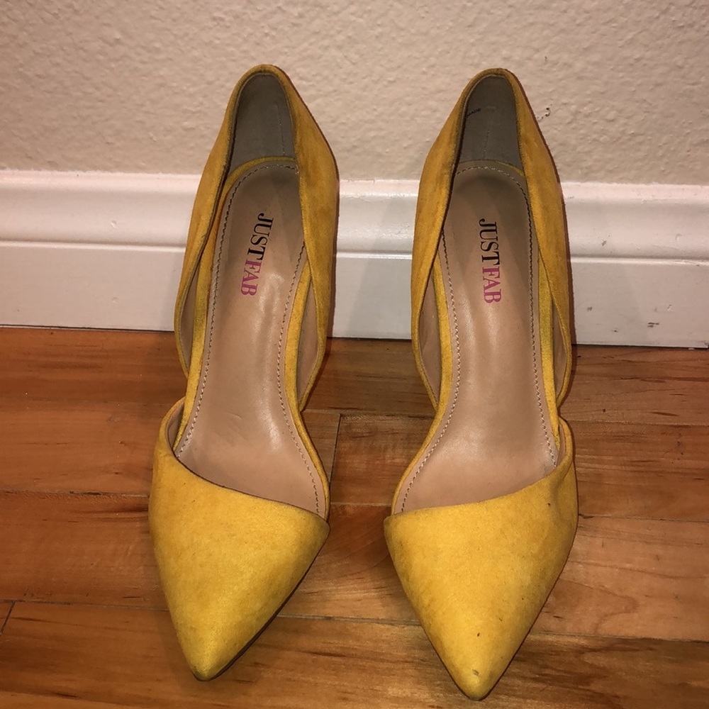 Yellow Heels - Picture 2 of 3